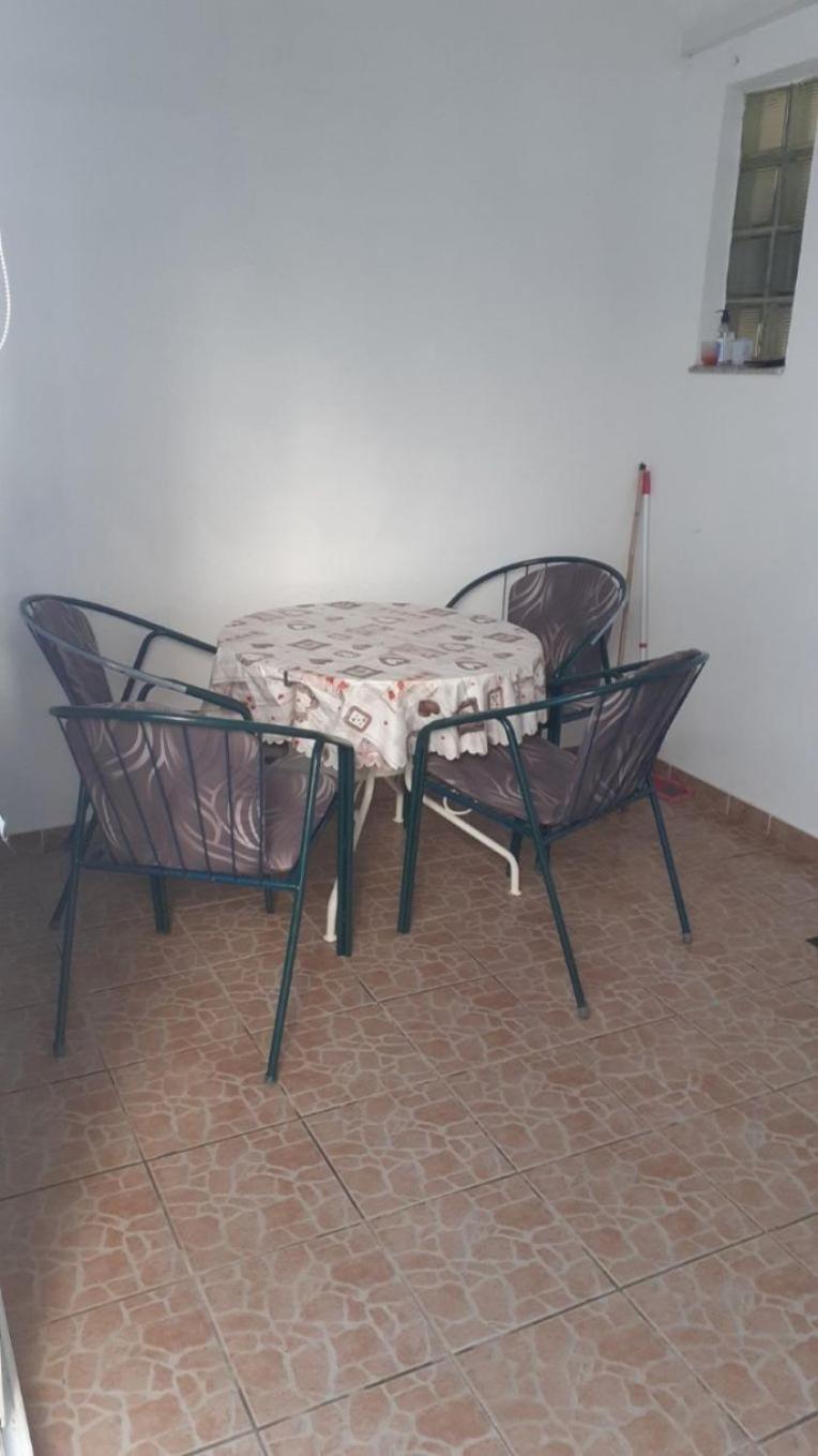 Apartments Dobri - 500M From Beach Нин Экстерьер фото