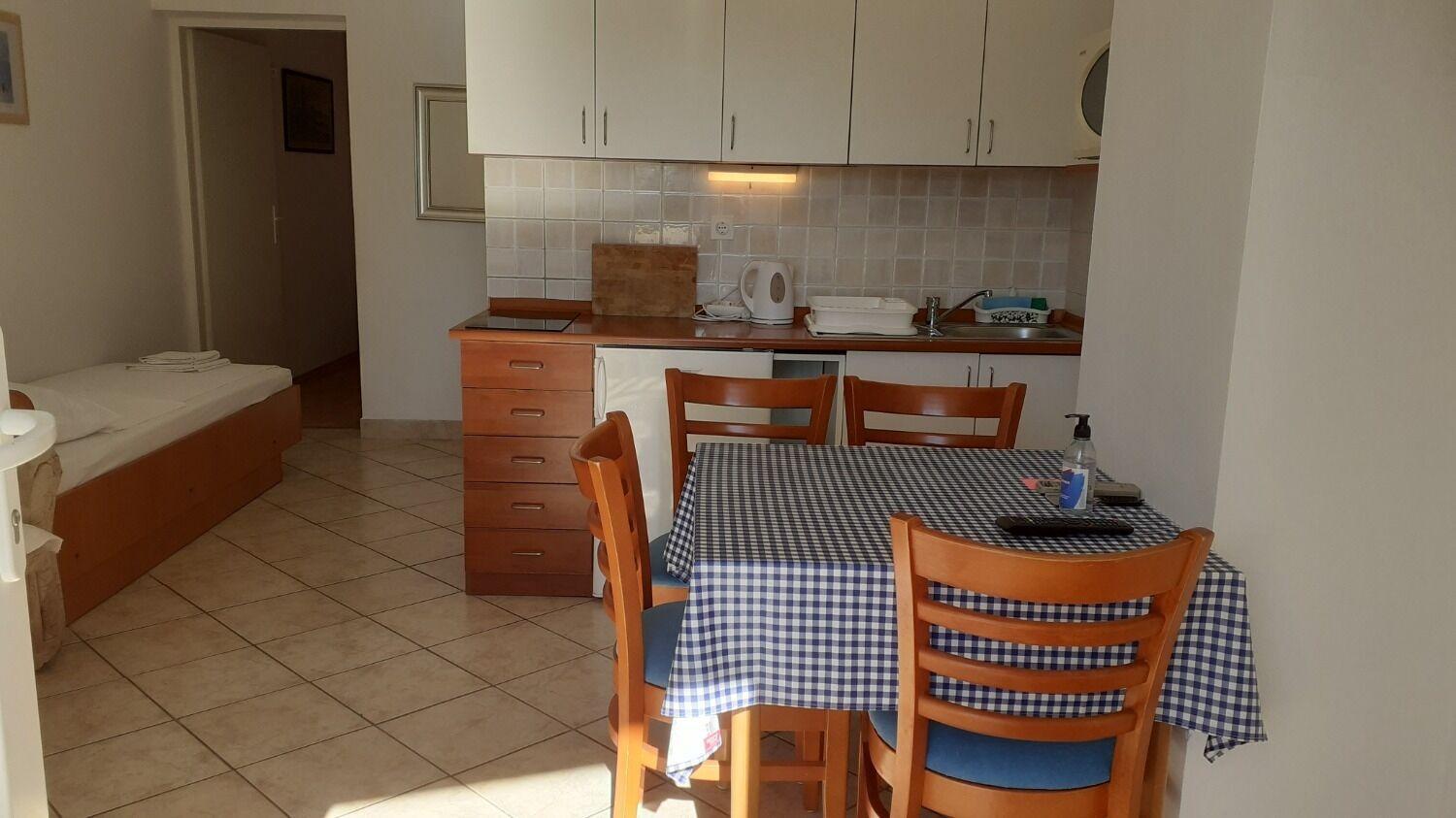 Apartments Dobri - 500M From Beach Нин Экстерьер фото